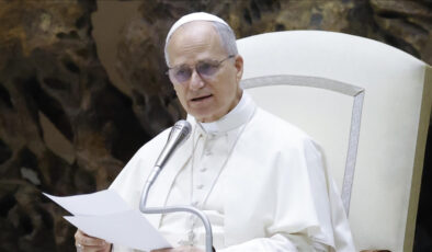 Papa: Ukrayna’da önce ateşkesin sağlanması gerekiyor