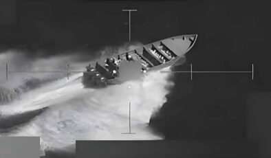 Pasifik’te operasyon: ABD, kartel iddiasıyla tekneyi batırdı