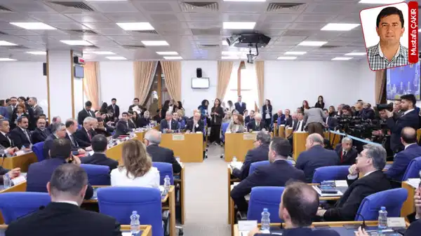 Plan ve Bütçe Komisyonu’nda Ulaştırma ve Altyapı Bakanlığı’nın bütçesi görüşülürken, sık sık tartışma yaşandı: ‘Asıl casus kozmik odayı açanlar’