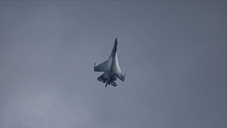 Rusya’da Su-30 savaş uçağı düştü