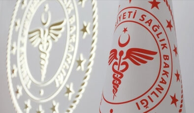 Sağlık Bakanlığı’ndan uzmanlık sınavlarına ilişkin açıklama