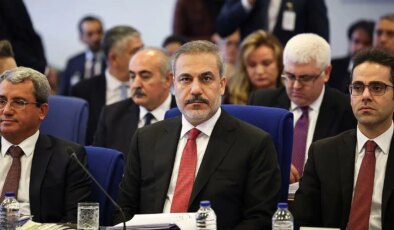 ‘Şaibeli diploma’ iddiasının ardından… YÖK’ten Hakan Fidan açıklaması