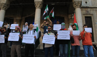Şam’da Suriyeliler Gazze ve Sudan ile dayanışma için sokaklara indi