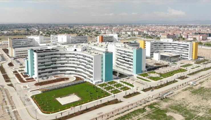 Şehir hastanelerinde 8 yılda 434 milyondan fazla muayene yapıldı