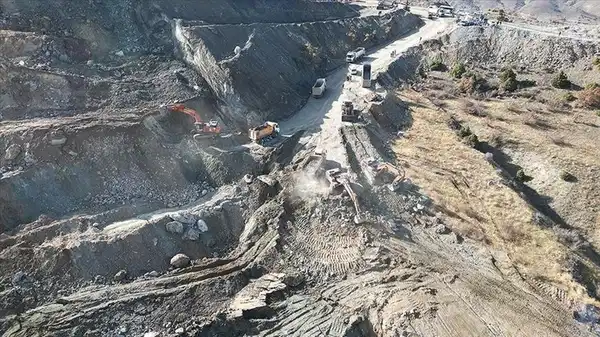 Sivas’ta maden ocağındaki göçük: Şantiye müdürü 8 gündür aranıyor!