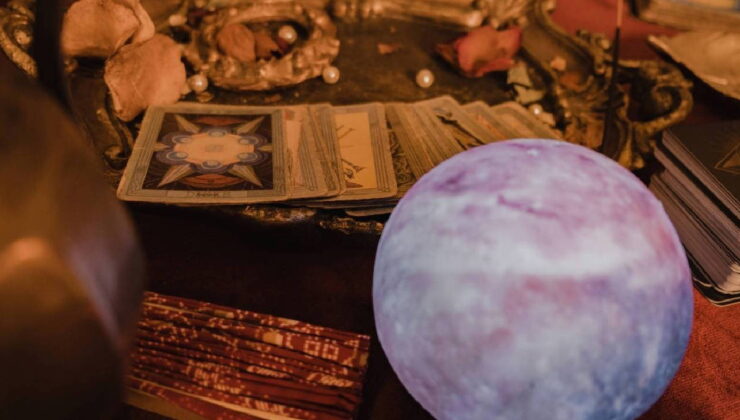 Sosyal medya üzerinden ‘büyü’ dolandırıcılığı… Tehdit edip, şantaj yapmışlar!