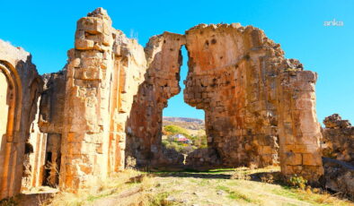 Tarihi Ergen Kilisesi bakımsızlık ve kaçak kazılara teslim oldu: Köylülerden ‘restorasyon’ çağrısı!