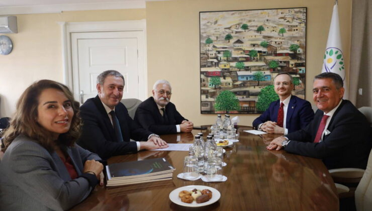 TÜSİAD heyeti, DEM Parti Eş Genel Başkanı Bakırhan’ı ziyaret etti