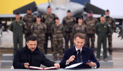 Ukrayna ile Fransa arasında Rafale Savaş Uçağı anlaşması imzalandı
