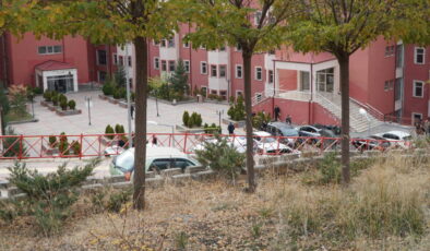 Üniversitede kadın memuru rehin alan şüpheli, susma hakkını kullandı