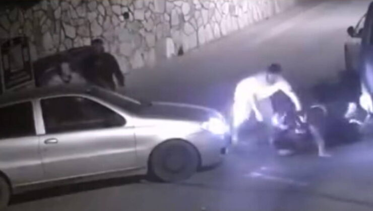 Üsküdar’da ‘yol verme’ tartışması! Çarptığı otomobilin sürücüsü tarafından darbedildi