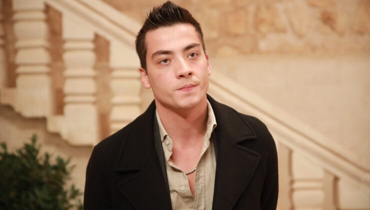 Uzak Şehir’in Kaya’sı Atakan Özkaya totemini açıkladı! “Sabahları 8 kez…”