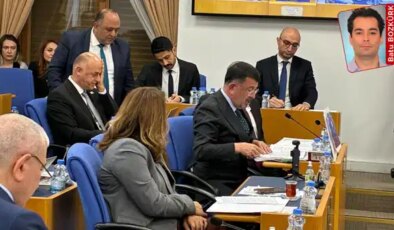 Veli Ağbaba konuştu, Hakan Fidan sesli güldü: ‘Siyasi etik kanunu çıkarın, ama Davutoğlu meselesini unutmayın’