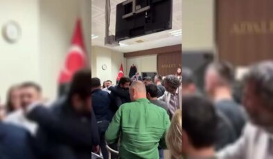 Yerlerine kayyum atanan DEM Parti Akdeniz Belediye Eş Başkanları 10 ay sonra tahliye edildi