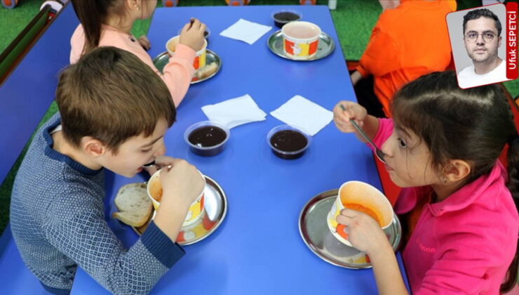 Yoksulluğun en ağır bedelini çocuklar ödüyor: Sınıfta açlık koridorda susuzluk
