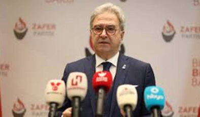 Zafer Partisi Genel Başkan Yardımcısı muhabiri zorla duruşma salonundan çıkardı