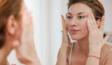 10 dakikada yüz kaslarını şekillendiren yeni akım: Lifting masajı nedir, nasıl yapılır?