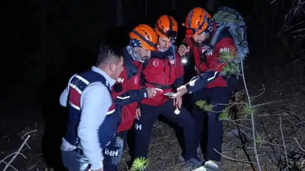 15 yaşındaki Berk’ten 4 gündür haber alınamıyor