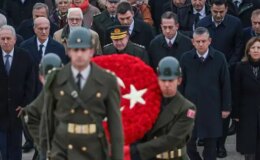 2. Cumhurbaşkanı İnönü için ölümünün 52. yıldönümünde Anıtkabir’de tören düzenlendi: Lozan kahramanı anıldı