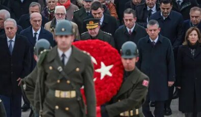 2. Cumhurbaşkanı İnönü için ölümünün 52. yıldönümünde Anıtkabir’de tören düzenlendi: Lozan kahramanı anıldı