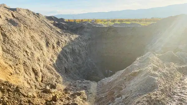 30 metrelik çukur kazıp, düzenek kurdular… Jandarma suçüstü yakaladı!