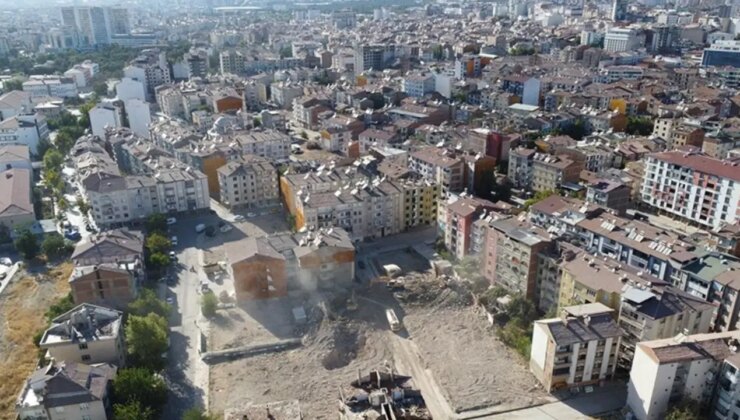 6 Şubat depremlerinde ağır hasar alan binaya ilişkin 4 kamu kurumu tazminat ödemeye mahkum edildi