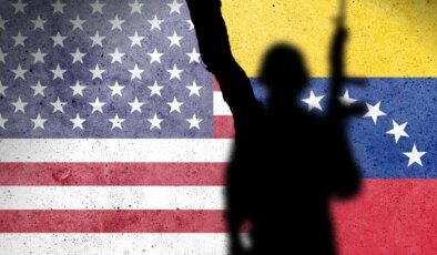 ABD-Venezuela gerilimi tırmanıyor: Kara saldırısı sinyali verdi