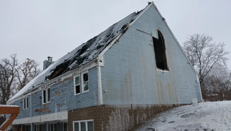 ABD’de cami ve dini okulda yangın çıktı
