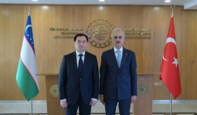 Abdulkadir Uraloğlu, Özbek mevkidaşıyla iş birliklerini görüştü