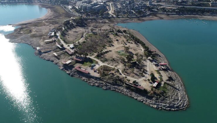 Adana’da ‘Amerikan Adası’ndaki kaçak yapılar için yıkım kararı!