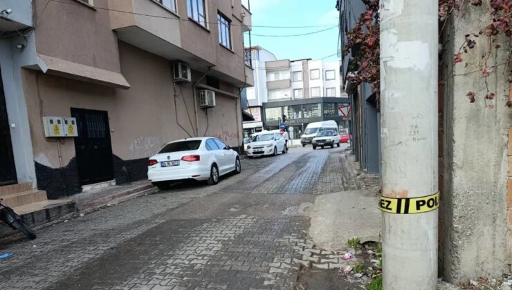 Adana’da sokak ortasında silahlı kavga: 2 ölü, 1 yaralı