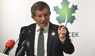 Ahmet Davutoğlu’ndan iktidara ‘hava savunması’ tepkisi: ‘Devlet güvenliğinde zaaf kabul edilemez’