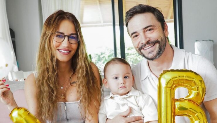 Ahmet Kural’dan aile pozu! Eşi Çağla Gizem ve çocuklarıyla poz verdi