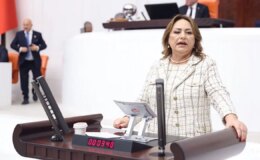 AKP ‘sessizlik’ eylemine bile tahammül edemedi