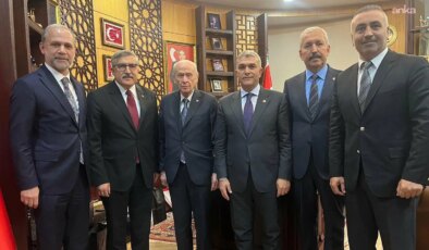 AKP’li milletvekillerinden Bahçeli’ye ziyaret