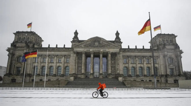 Almanya’da emeklilik sistemi alarm veriyor