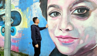 Andrea Minguzzi, oğlunun duvara çizilen resmini görünce gözyaşlarını tutamadı