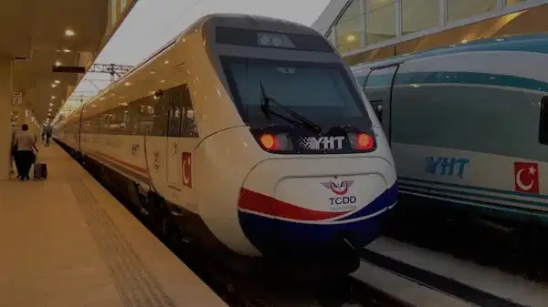 Ankara-İstanbul arasında ek YHT seferleri konuldu