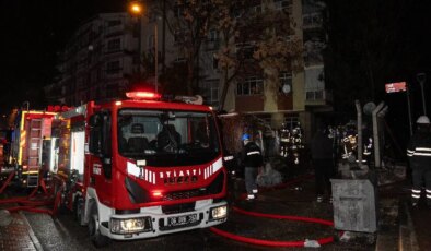 Ankara’da hurdalıkta çıkan yangın apartmana sıçradı: Yaralılar var!