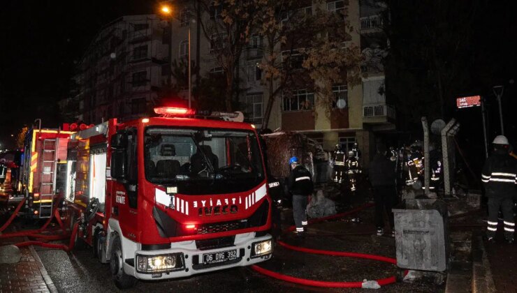 Ankara’da hurdalıkta çıkan yangın apartmana sıçradı: Yaralılar var!