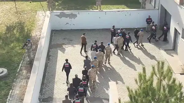 Ankara’da ‘tefeci’ operasyonu: 20 şüpheli tutuklandı!