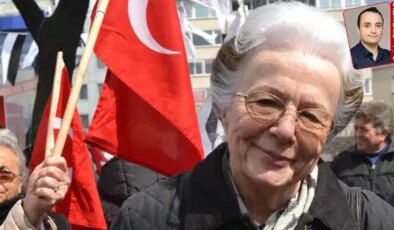 Atatürk ilkelerinin yılmaz savunucusuydu: Velidedeoğlu’nu uğurladık