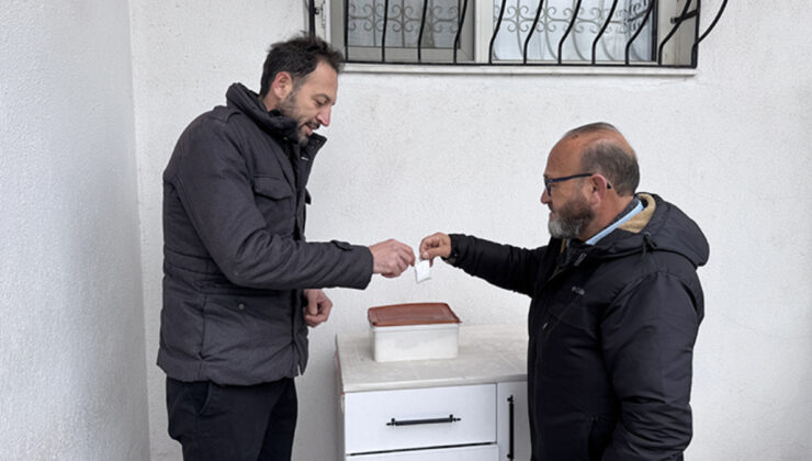 Ateşbaz-ı Veli Türbesi’nde asırlık tuz geleneği yaşatılıyor