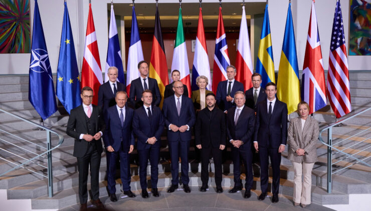 Avrupalı liderlerden, Avrupa öncülüğünde çok uluslu güç teklifi