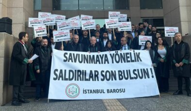 Avukatlardan Çağlayan’da açıklama: ‘İstanbul Barosu ve avukatlar, hiçbir zaman soruşturma ve tutuklama tehdidine boyun eğmeyecekler!’