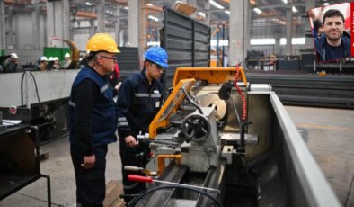 Bakan Tekin, MESEM’le ilgili ‘güvencesizlik’ sorusuna yanıt verdi: ‘Ülkenin meslek sahibi insan ihtiyacı karşılanıyor’