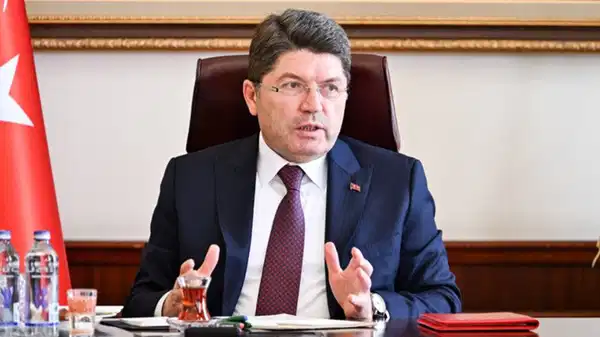 Bakan Yılmaz Tunç’tan ‘casusluk soruşturması’ açıklaması: ‘BAE vatandaşı herhangi bir kişinin bulunmadığı belirlenmiştir’