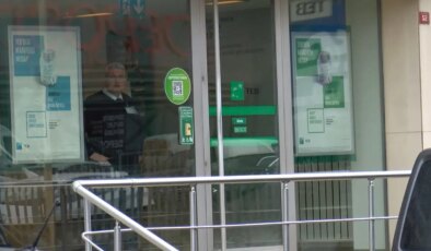 Başakşehir’de para çekerken gasp girişimi: Ateş açıp kaçtılar