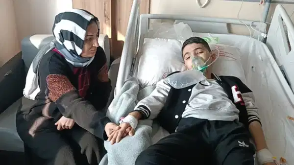 Batman’da 54 gündür öksürük nöbeti yaşayan Muhammed Eyüp, İstanbul’a sevk edildi