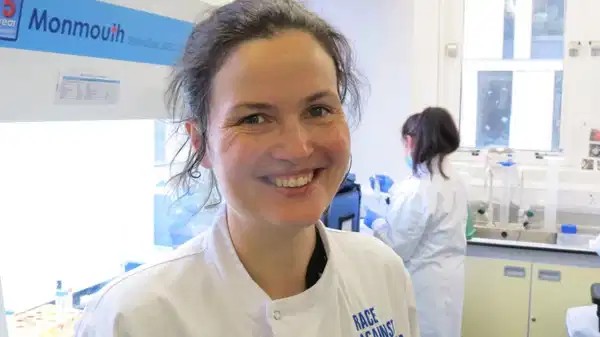 Beyin ameliyatlarında atılan bir doku Alzheimer için umut olabilir mi?